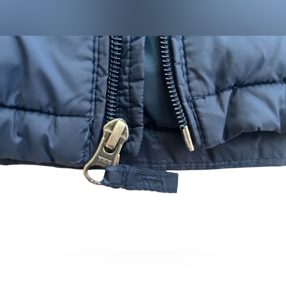 Amazon Essentials Navy Blue Kids Light Puffer Jacket w/Hood, Size Youth XL (12) - Picture 6 of 10